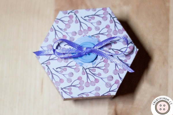 hexagonal gift box