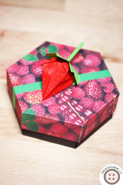 hexagonal gift box